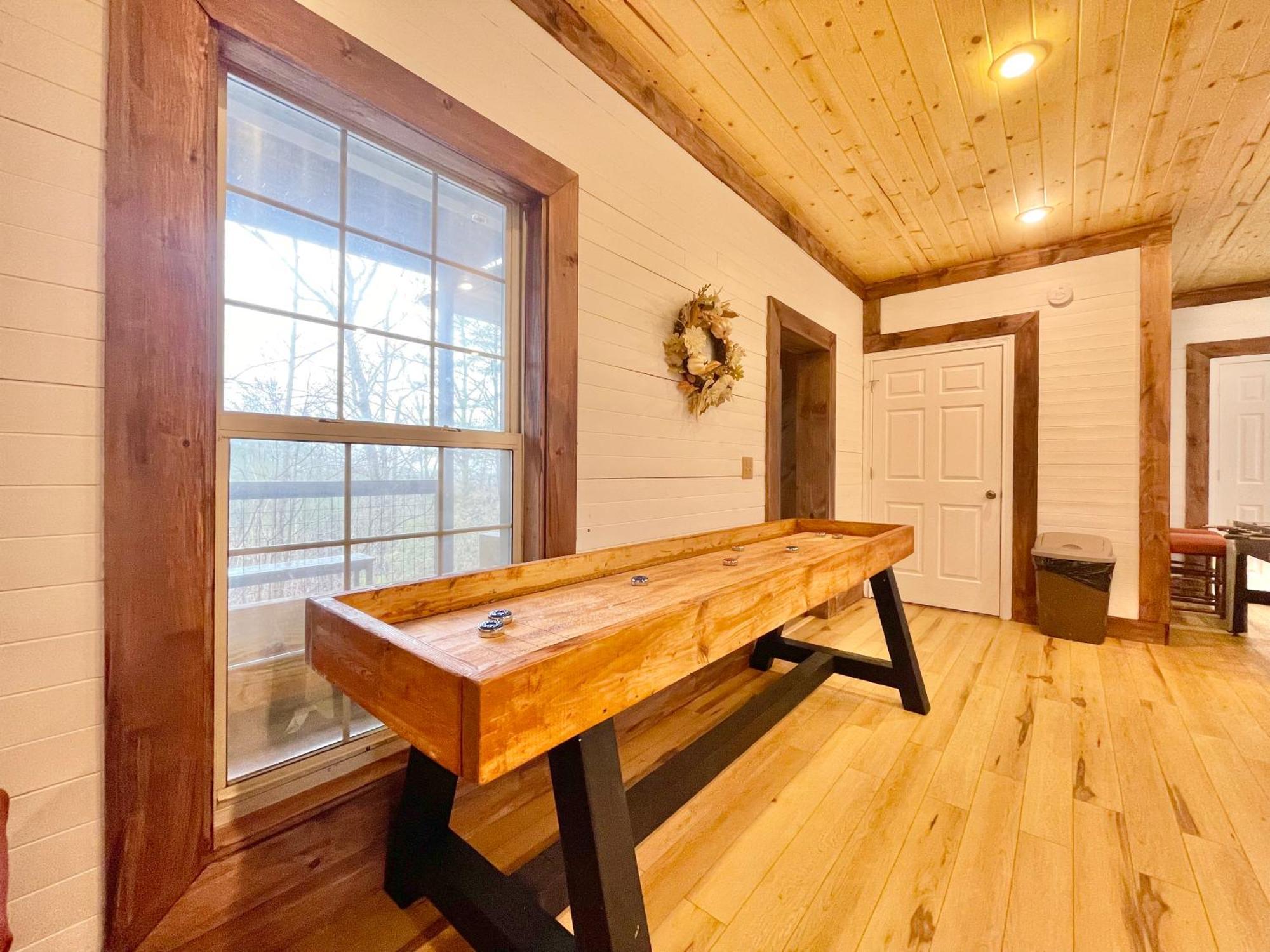 Lazy Bear Cabin Sevierville Exterior photo