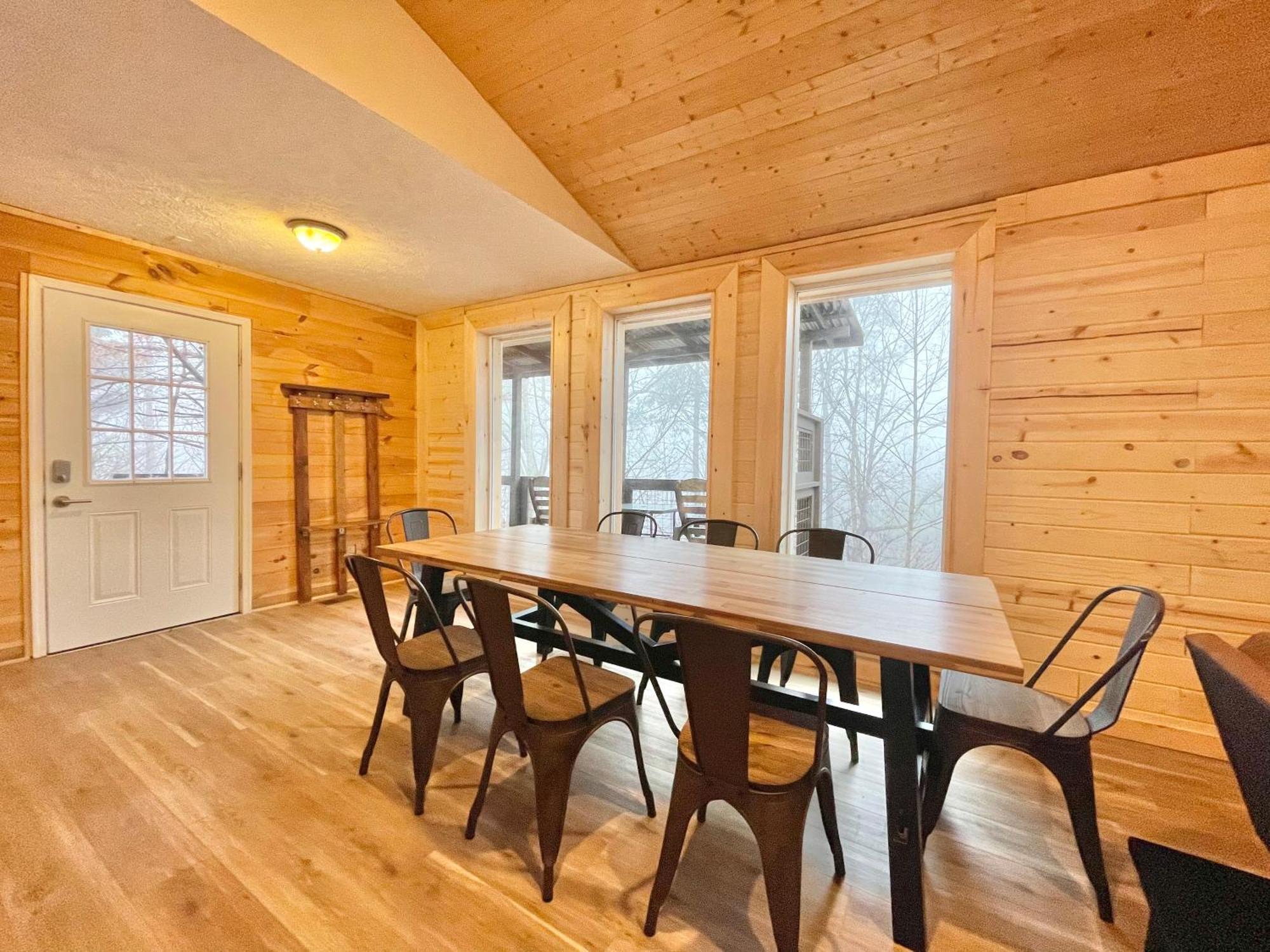 Lazy Bear Cabin Sevierville Exterior photo